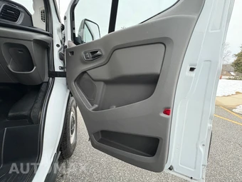 2024 Ford Transit 250 Cargo Van Medium Roof 148.0" WB - miniatura 11