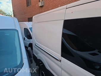2024 Ford Transit 250 Cargo Van Medium Roof 148.0" WB - miniatura 4