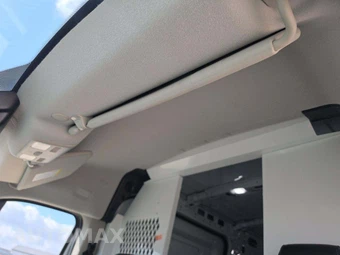 2024 Ford Transit 250 Cargo Van Medium Roof 148.0" WB - miniatura 8