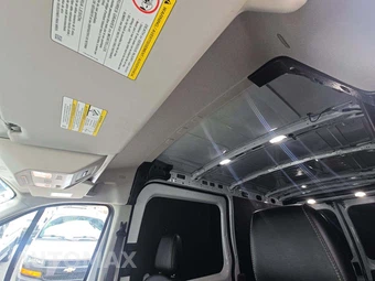 2024 Ford Transit 250 Cargo Van Medium Roof 148.0" WB - miniatura 11