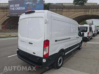 2024 Ford Transit 250 Cargo Van Medium Roof 148.0" WB - miniatura 3