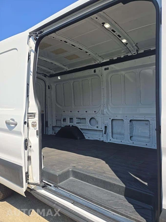 2024 Ford Transit 250 Cargo Van Medium Roof 148.0" WB - miniatura 14