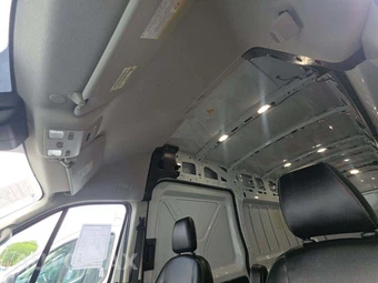 2024 Ford Transit 350 Cargo Van High Roof 148.0" WB - miniatura 11