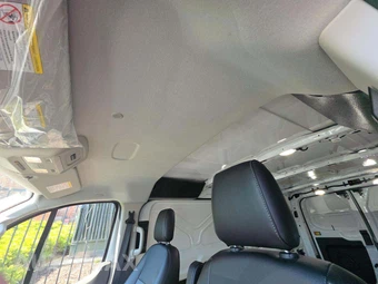 2024 Ford Transit 350 Cargo Van Low Roof 130.0" WB - miniatura 11