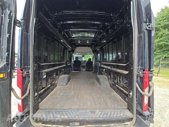 2024 Ford Transit 350 HD Cargo Van 9950 GVWR DRW High Roof 148.0" WB - miniatura 10