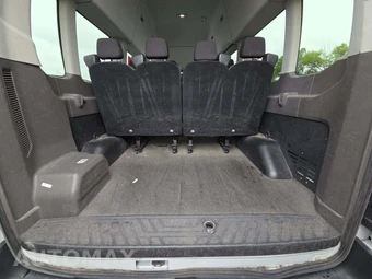 2024 Ford Transit Passenger Wagon XL High Roof - miniatura 15