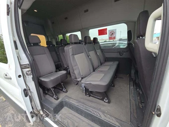 2024 Ford Transit Passenger Wagon XL High Roof - miniatura 17