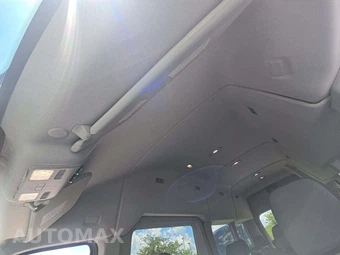 2024 Ford Transit Passenger Wagon XL High Roof - miniatura 11