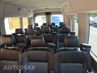 2024 Ford Transit Passenger Wagon XL Medium Roof 148.0" WB - miniatura 14
