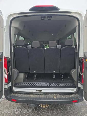2024 Ford Transit Passenger Wagon XL Medium Roof 148.0" WB - miniatura 12