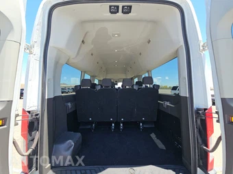 2024 Ford Transit Passenger Wagon XLT DRW High Roof 148.0" WB - miniatura 17