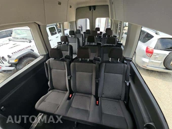 2024 Ford Transit Passenger Wagon XLT High Roof 148.0" WB - miniatura 13