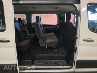 2024 Ford Transit Passenger Wagon XLT Low Roof 148.0" WB - miniatura 16