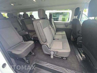 2024 Ford Transit Passenger Wagon XLT Low Roof 148.0" WB - miniatura 17