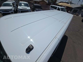 2024 Ford Transit Passenger Wagon XLT Low Roof 148.0" WB - miniatura 9