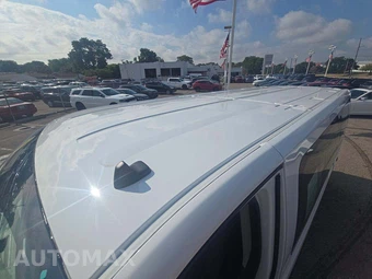 2024 Ford Transit Passenger Wagon XLT Low Roof 148.0" WB - miniatura 9