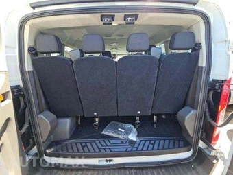 2024 Ford Transit Passenger Wagon XLT Low Roof 148.0" WB - miniatura 13