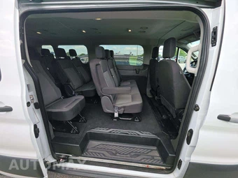 2024 Ford Transit Passenger Wagon XLT Low Roof 148.0" WB - miniatura 13