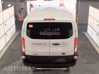 2024 Ford Transit Passenger Wagon XLT Low Roof 148.0" WB - miniatura 5