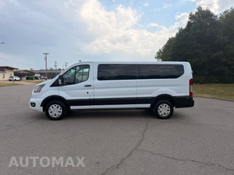 2024 Ford Transit Passenger Wagon XLT Low Roof 148.0" WB - miniatura 8