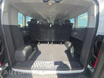 2024 Ford Transit Passenger Wagon XLT Low Roof 148.0" WB - miniatura 16