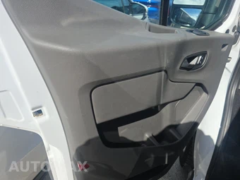 2024 Ford Transit Passenger Wagon XLT Low Roof 148.0" WB - miniatura 9