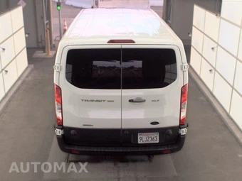 2024 Ford Transit Passenger Wagon XLT Low Roof 148.0" WB - miniatura 5