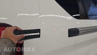 2024 Ford Transit Passenger Wagon XLT Low Roof 148.0" WB - miniatura 32