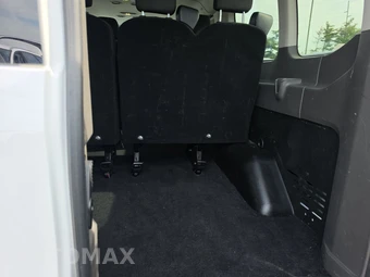 2024 Ford Transit Passenger Wagon XLT Low Roof 148.0" WB - miniatura 17
