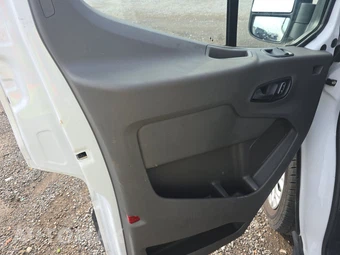 2024 Ford Transit Passenger Wagon XLT Low Roof 148.0" WB - miniatura 9