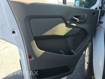 2024 Ford Transit Passenger Wagon XLT Low Roof 148.0" WB - miniatura 9