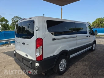 2024 Ford Transit Passenger Wagon XLT Low Roof 148.0" WB - miniatura 4