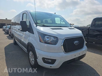 2024 Ford Transit Passenger Wagon XLT Low Roof 148.0" WB - miniatura 3