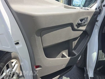 2024 Ford Transit Passenger Wagon XLT Medium Roof 148.0" WB - miniatura 9