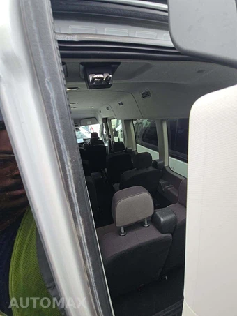 2024 Ford Transit Passenger Wagon XLT Medium Roof 148.0" WB - miniatura 15