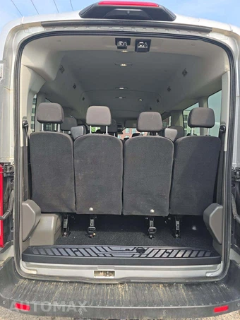 2024 Ford Transit Passenger Wagon XLT Medium Roof 148.0" WB - miniatura 12