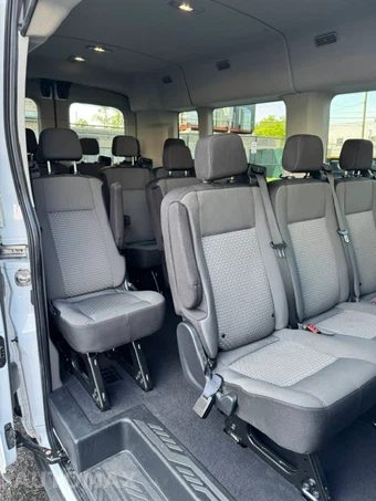 2024 Ford Transit Passenger Wagon XLT Medium Roof 148.0" WB - miniatura 23