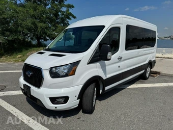 2024 Ford Transit Passenger Wagon XLT Medium Roof 148.0" WB - miniatura 3
