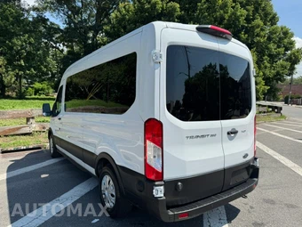 2024 Ford Transit Passenger Wagon XLT Medium Roof 148.0" WB - miniatura 6