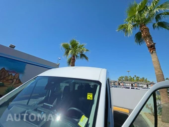 2024 Ford Transit Passenger Wagon XLT Medium Roof 148.0" WB - miniatura 9