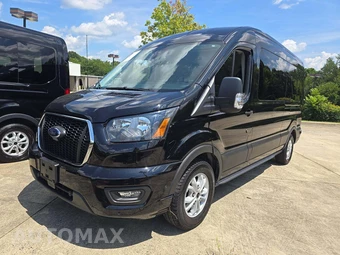2024 Ford Transit Passenger Wagon XLT Medium Roof 148.0" WB