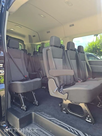 2024 Ford Transit Passenger Wagon XLT Medium Roof 148.0" WB - miniatura 15