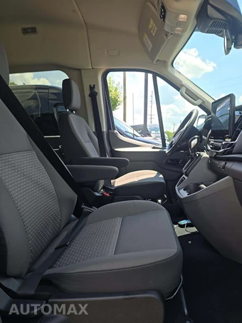 2024 Ford Transit Passenger Wagon XLT Medium Roof 148.0" WB - miniatura 17