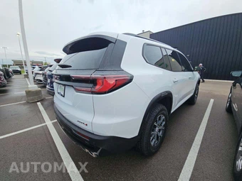 2024 GMC Acadia AT4 4SB - miniatura 3