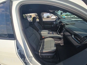 2024 GMC Acadia AT4 4SB - miniatura 16