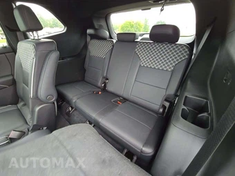 2024 GMC Acadia Denali 5SB - miniatura 11