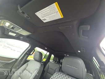 2024 GMC Acadia Denali 5SB - miniatura 8