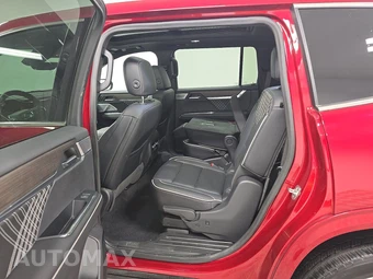 2024 GMC Acadia Denali 5SB - miniatura 12