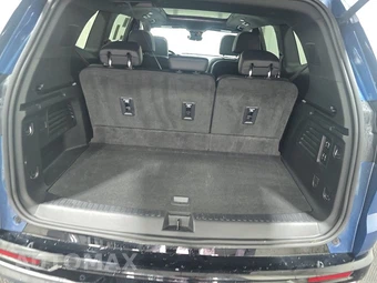 2024 GMC Acadia Denali 5SB - miniatura 17