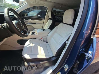 2024 GMC Acadia Denali 5SB - miniatura 6
